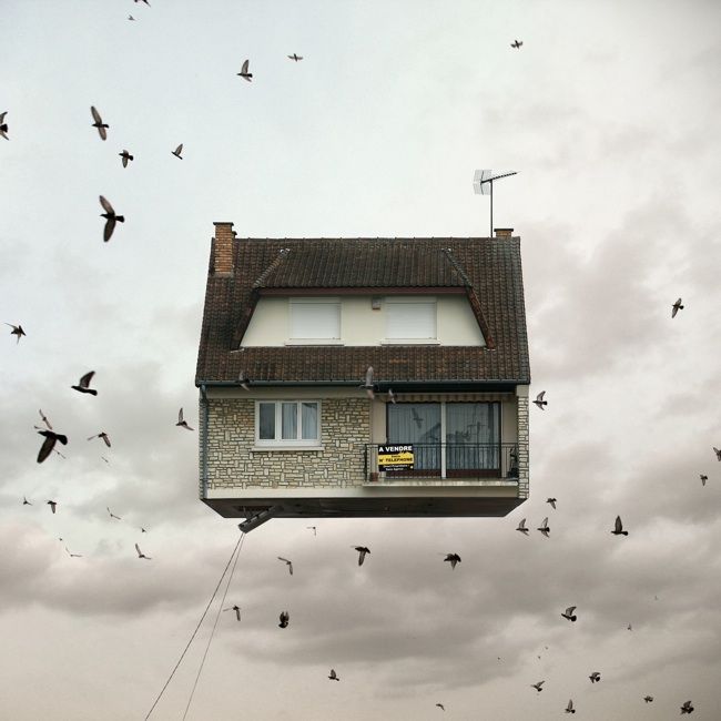 Z cyklu "Flying Houses" | Foto: Laurent Chehere