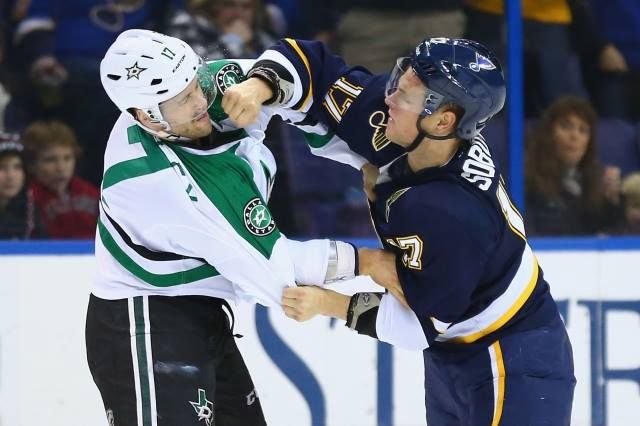 Vladimír Sobotka, Rich Peverley (bitka, St. Louis, Dallas) | Foto: Reuters