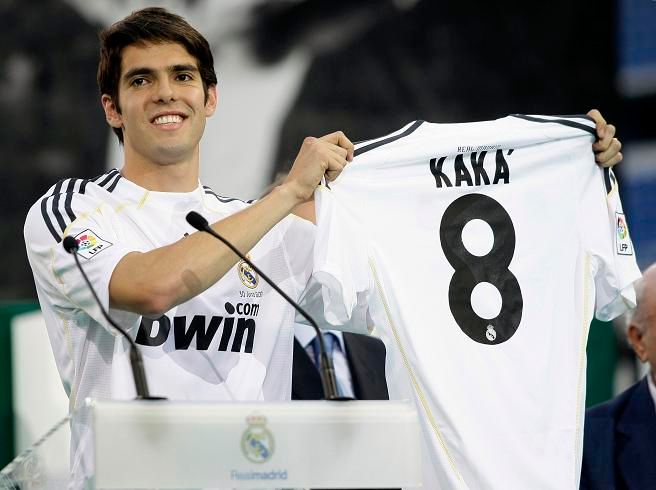 Kaká bude v Realu hrát s číslem 8 | Foto: Sport