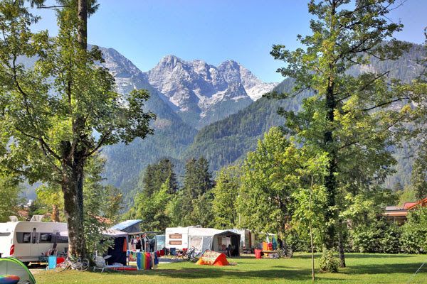 Secondo un sondaggio i migliori campeggi d’Europa si trovano in Austria.  Della Repubblica Ceca, Václav è quello di maggior successo