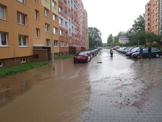 V Moravskoslezském kraji s sebou silné bouřky přinesly i bleskovou povodeň na Novojičínsku. | Foto: HZS Moravskoslezského kraje