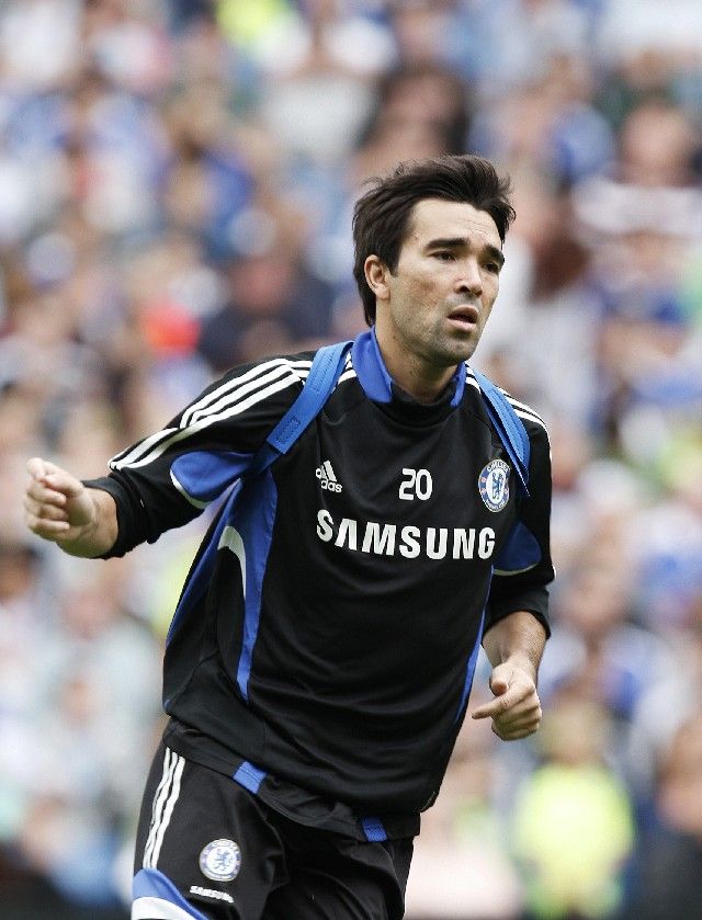 Deco absolvuje první oficiální trénink s Chelsea (2008) | Foto: Reuters