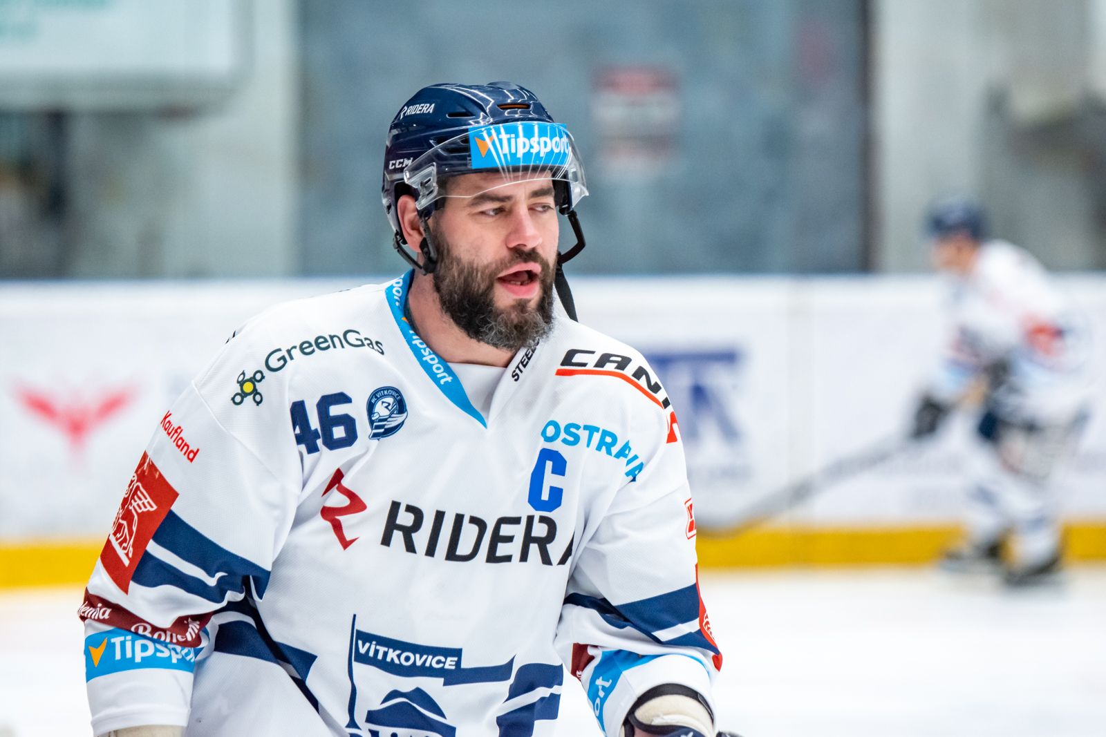 End.  Defender Vítkovice Polák closes his career, playing nearly 900 games in the NHL