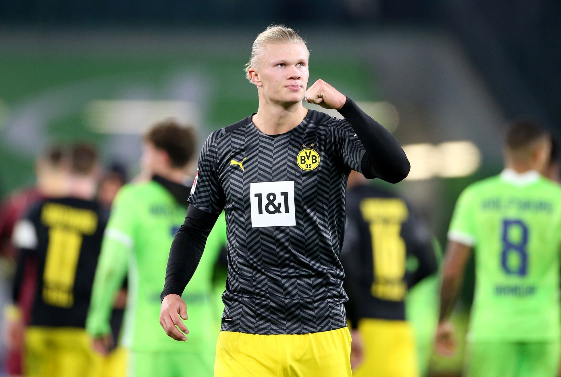 Dortmund drehte das Spiel gegen Wolfsburg, Hollands 50-jähriges Jubiläumstor