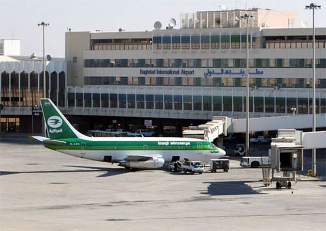 Stroj iráckých aerolinií na ploše letiště. | Foto: Wikimedia