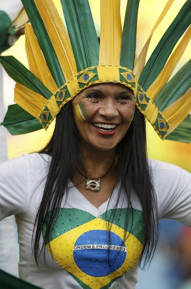 Ale hlavně se fandilo na stadionu... | Foto: Reuters