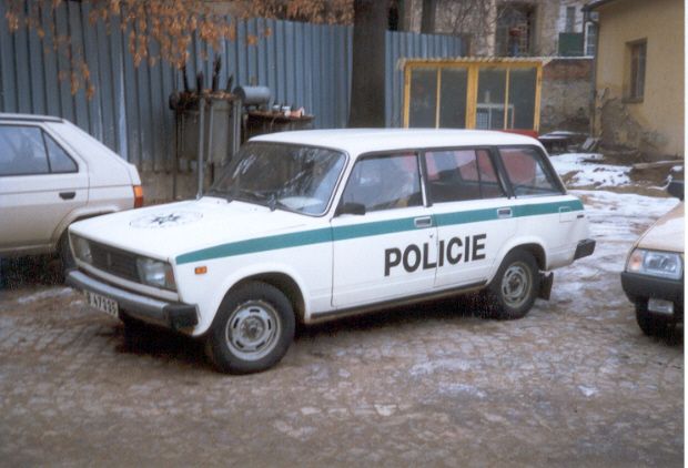 ... Lada VAZ 2014... | Foto: Čeněk Sudek/Policejní historická společnost