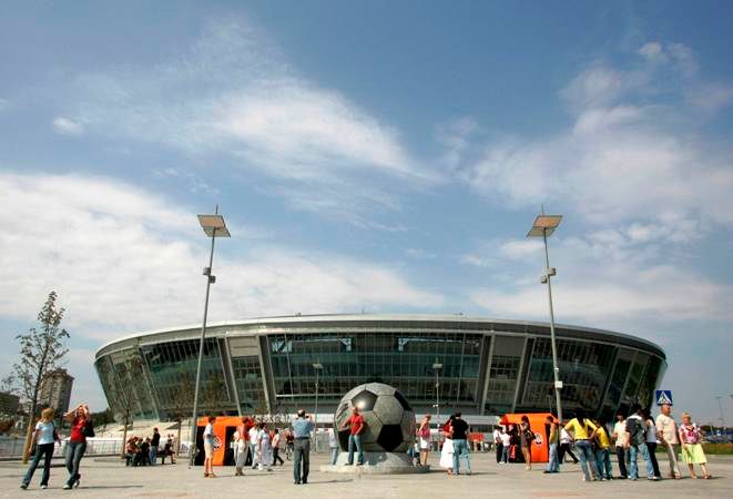 Slavnostní Otevření Donbas Arény v Doněcku, kde se má hrát Euro 2012 | Foto: Reuters