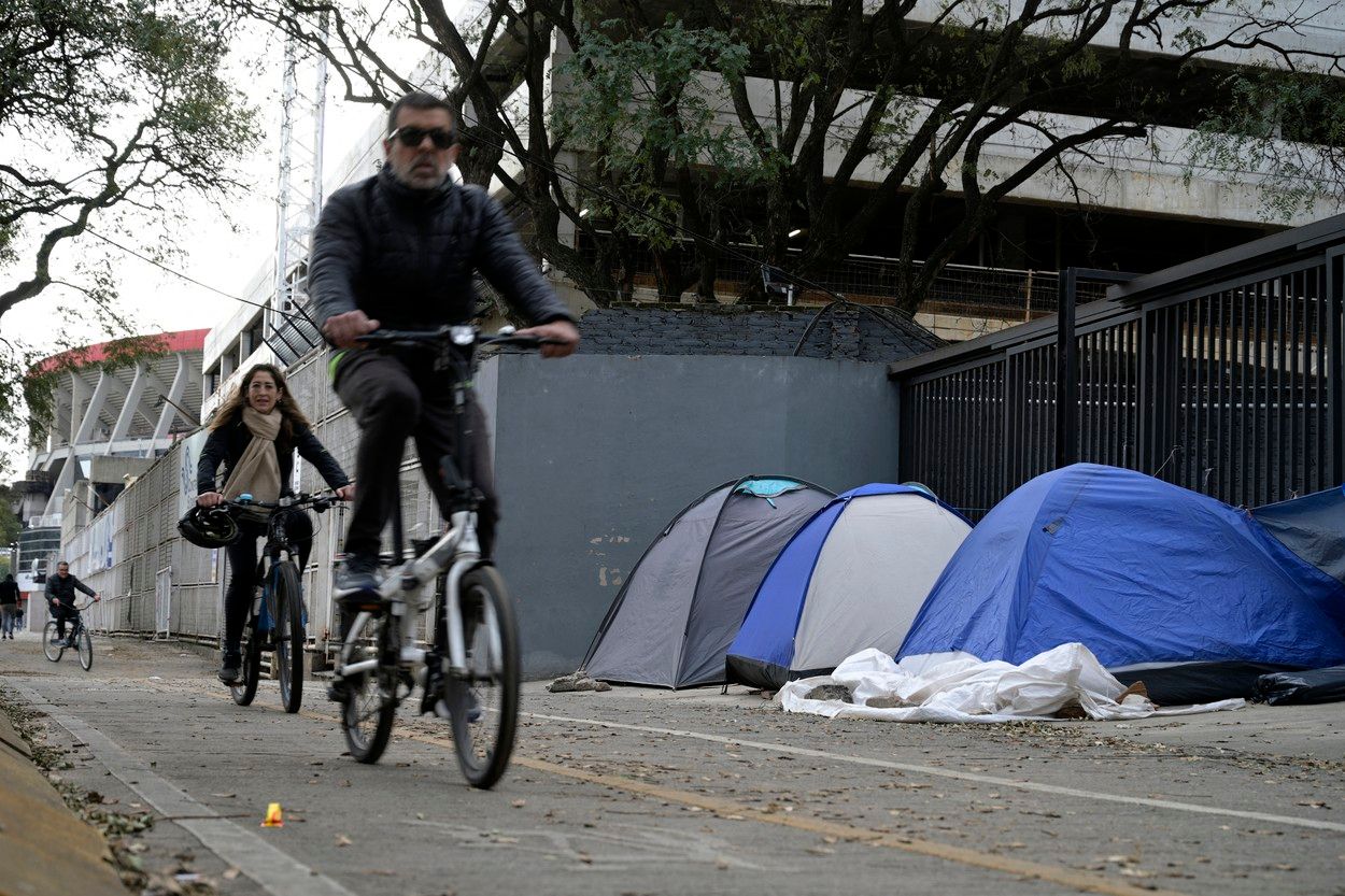 Taylor Swift fans have been waiting for her concert since June.  They sleep in tents