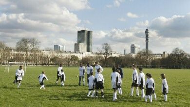 Část fotbalových hřišť na Hackney padne za oběť olympijským hrám v roce 2012. | Foto: london2012.com