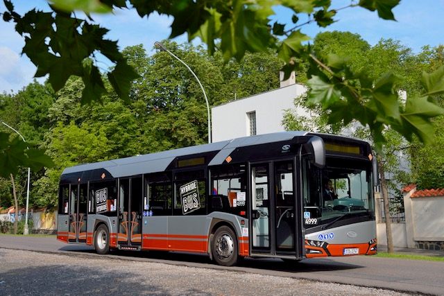 Hybridní autobus Solaris Urbino 12 | Foto: Petr Hejna