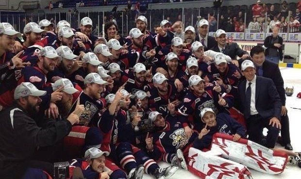 Hokejisté Grand Rapids Griffins se radují ze svého historicky prvního triumfu v Calder Cupu. | Foto: Facebookový profil Grand Rapids