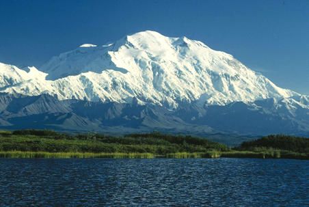 Denali, bývalý McKinley. Nejvyšší hora Severní Ameriky. | Foto: Wikimedia Commons