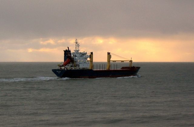 Loď Arctic Sea na archivním snímku. | Foto: Reuters