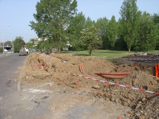 Květen 2007: Stavba v Praze začíná. | Foto: Milan Řípa