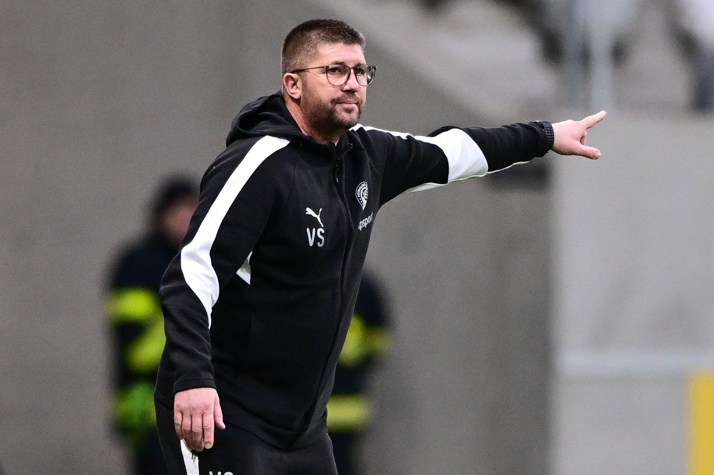 Mám chuť skončit a odejít z Česka, běsnil ředitel Slovácka. O půli seřval hráče