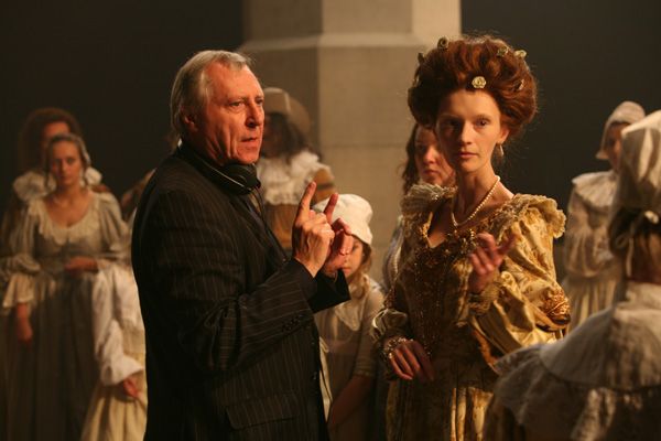 Peter Greenaway při natáčení filmu Rembrandtova Noční hlídka | Foto: Aktuálně.cz