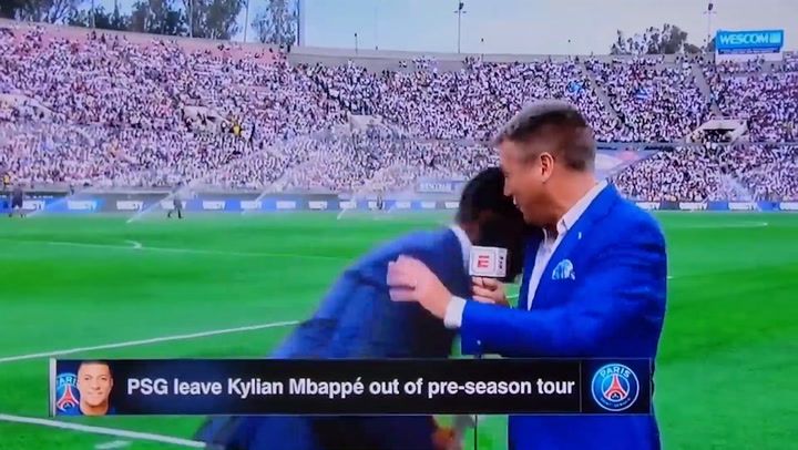 Former Soccer Goalkeeper Shaka Hislop Collapses on Live ESPN Broadcast Before AC Milan’s Match with Real Madrid