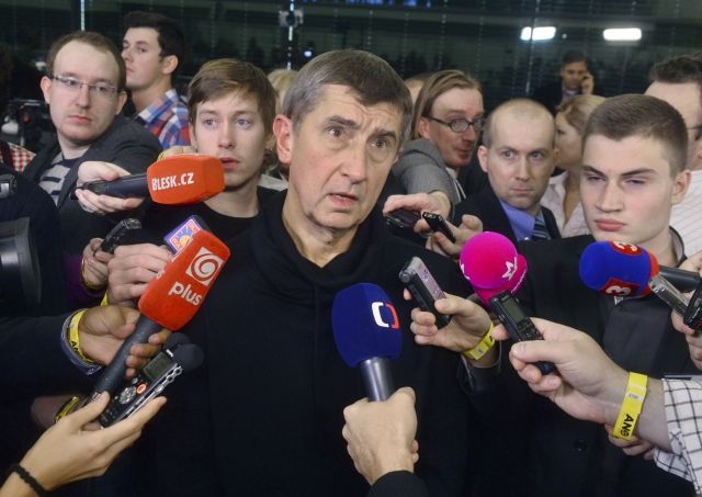 "Do vlády nechceme," řekl odpoledne novinářům faktický vítěz voleb Andrej Babiš. Volební centrum hnutí ANO 2011 v Praze | Foto: ČTK