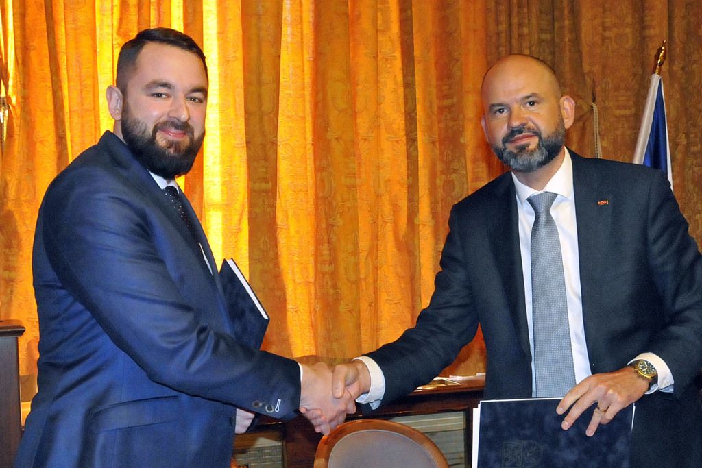 Palác na vídeňské Penzingerstrasse. Tady mizí náměstci Černochové