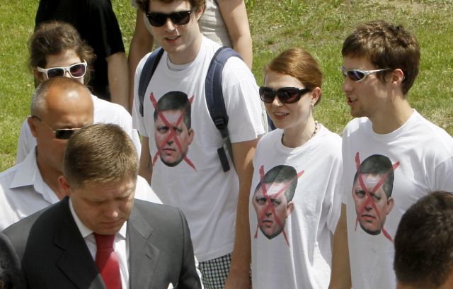 Srdce mladých Slováků si ale po čtyřech letech vládnutí nezískal... | Foto: Reuters