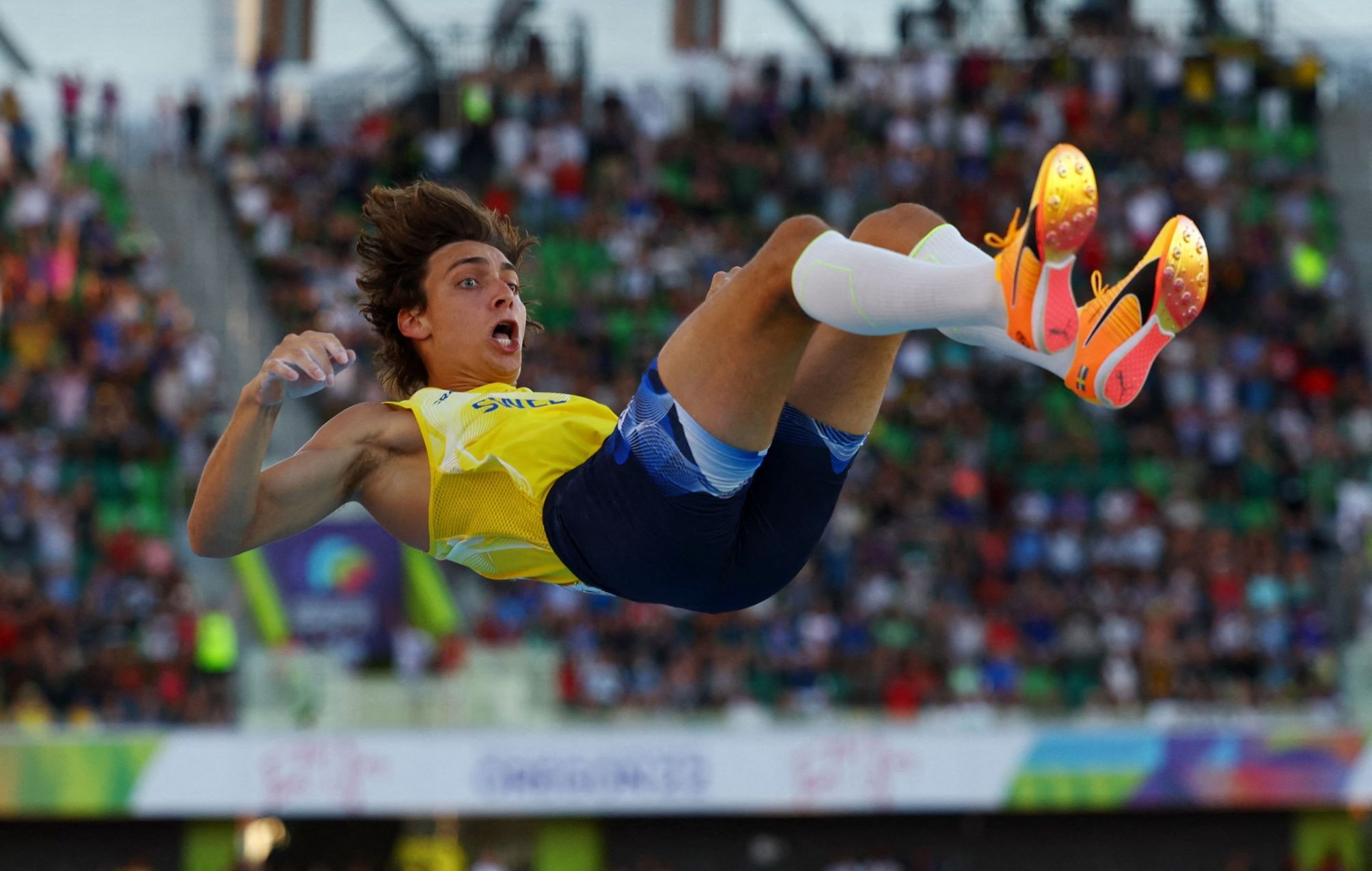 The amazing Duplantis broke his own world record.  He still had 15 centimeters to spare