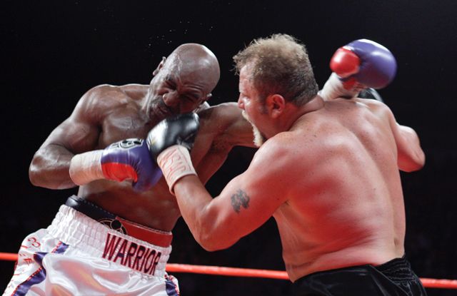 Evander Holyfield vs Francois Botha | Foto: Reuters