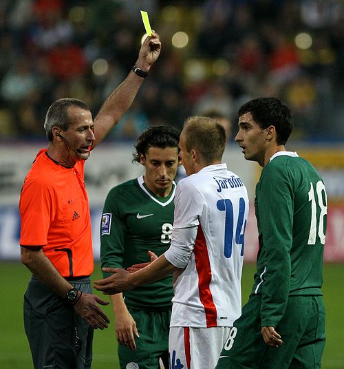 Žlutá karta pro Davida Jarolíma. | Foto: Tomáš Adamec, Aktuálně.cz