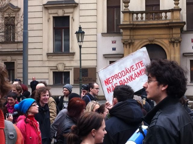 Právě příchod politiků a kmotrů může podle studentů ohrozit nezávislost školství. | Foto: Jakub Geier