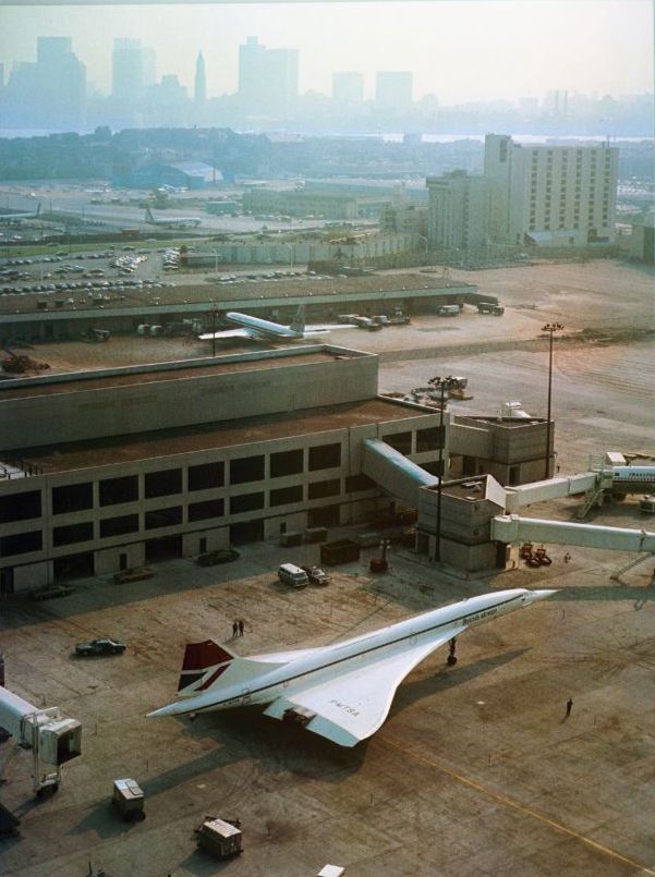 Concorde řadu tras postupně opustil, ale zájem o transatlantické trasy přetrvával několik let. | Foto: The U.S. National Archives