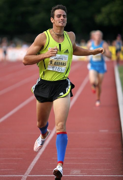 Francouz Romain Barras zaběhl 1500 metrů v Kladně nejrychleji - v čase 4:27,31. | Foto: Tomáš Adamec, Aktuálně.cz