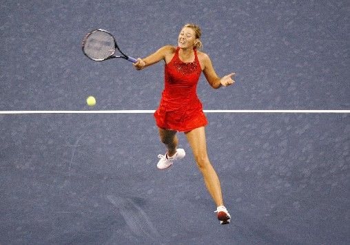 Maria Šarapovová v zápase grandslamového US Open. | Foto: Reuters