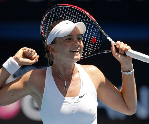 Daniela Hantuchová slaví postup do semifinále Australian Open. | Foto: Reuters