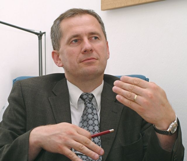 Josef Baxa, předseda Nejvyššího správního soudu (červen 2003) | Foto: ČTK/Igor Šefr