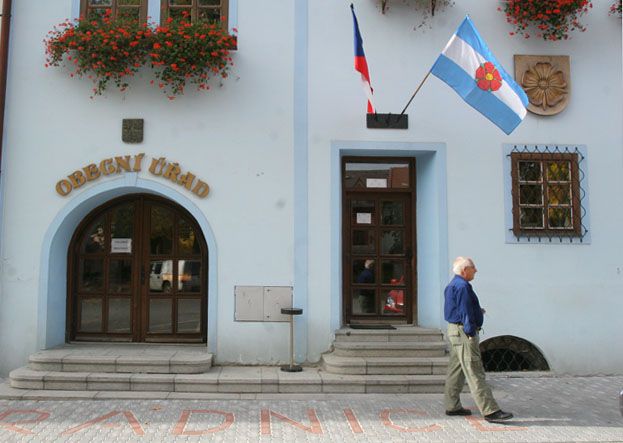 Před otevřením volební místnosti | Foto: Ludvík Hradilek