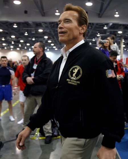 Kalifornský guvernér Arnold Schwarzenegger . | Foto: Reuters