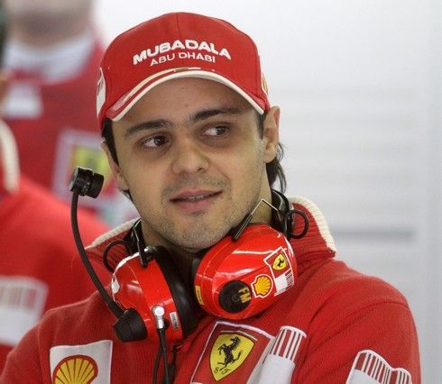 V boxech byl viděn i navrátivší Felipe Massa | Foto: Sport