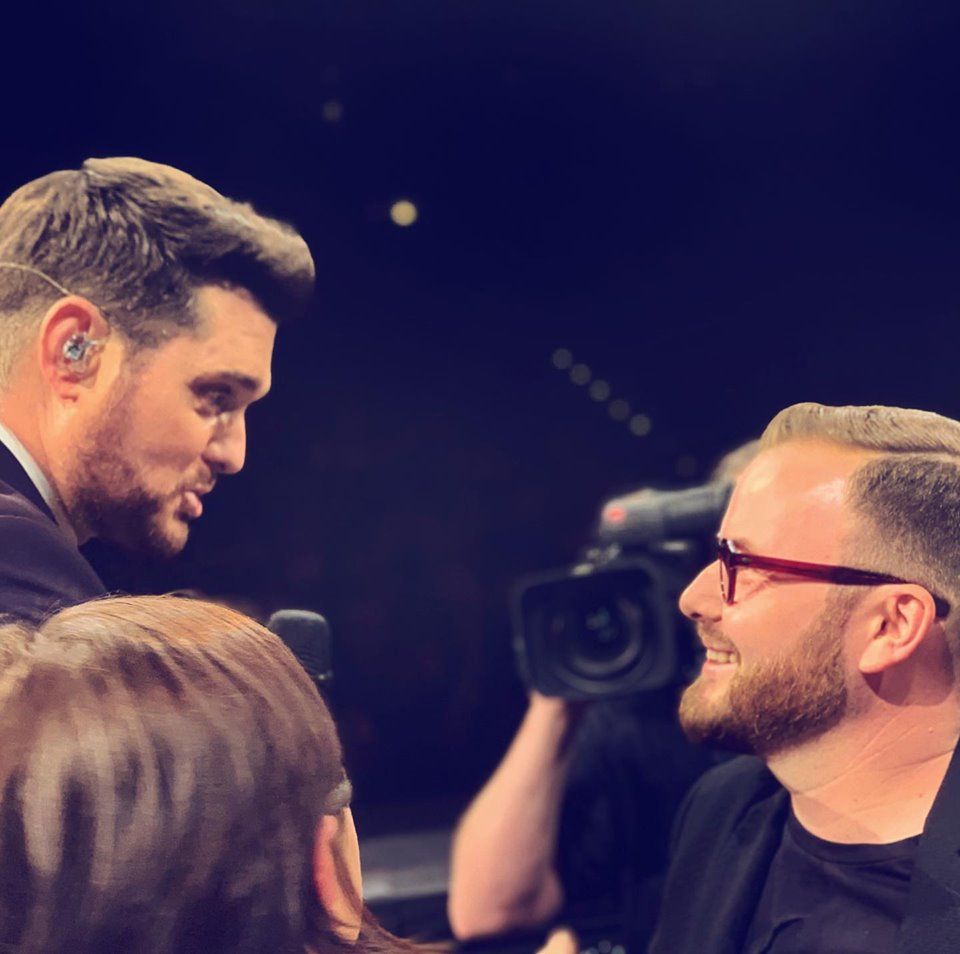 Michael Bublé s Janem Smigmatorem při včerejším koncertu.