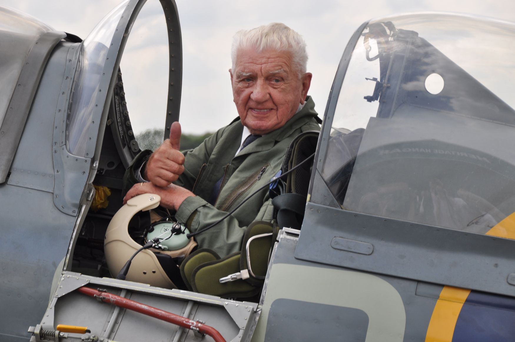 Le dernier pilote tchèque de la RAF britannique Boček est décédé.  « Je ne me laisse pas avoir peur », a-t-il déclaré