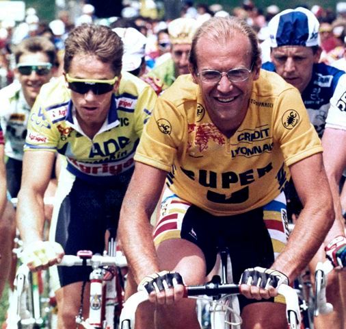 Laurent Fignon proslul jízdou v dioptrických brýlích | Foto: Reuters