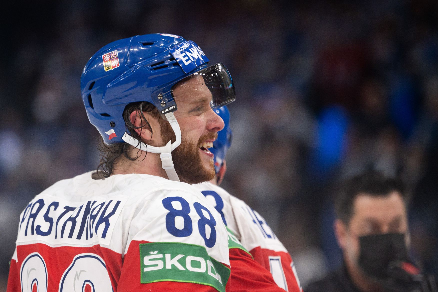 I respect Bronze and the national team very much, Pastrňák rejoiced.  He also thanked his dancing mother