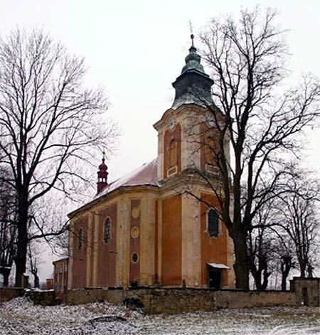 Poškozený kostel sv. Jana Nepomuckého | Foto: Římskokatolická farnost Rumburk