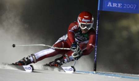 Šárka Záhrobská na trati prvního kola obřího slalomu na MS v Aare. Nakonec skončila dvanáctá. | Foto: Reuters