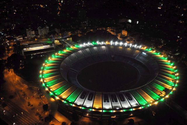 Stadion Maracaná v Riu. Jeden z nejslavněšjích fotbalových stánků světa. Tady se bude hrát za čtyři roky finále. | Foto: Reuters