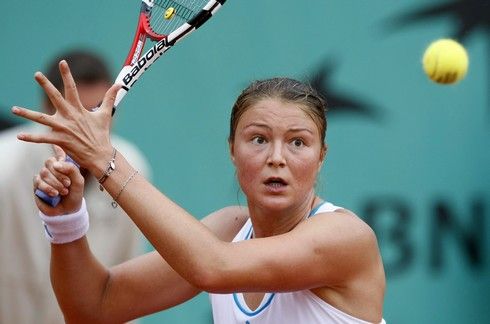 Dinara Safinová vyřadila v pondělí světovou jedničku Marii Šarapovovou | Foto: Reuters