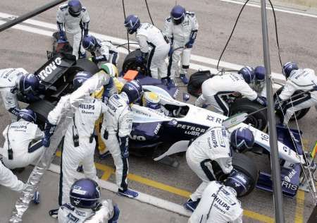 Pilot Williamsu Nico Rosberg při testech. | Foto: Reuters