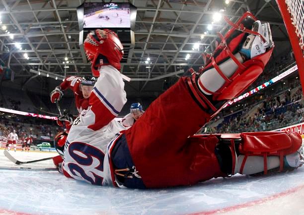 V roce 2010 vyhrál prestižní anketu Zlatá hokejka. | Foto: Reuters