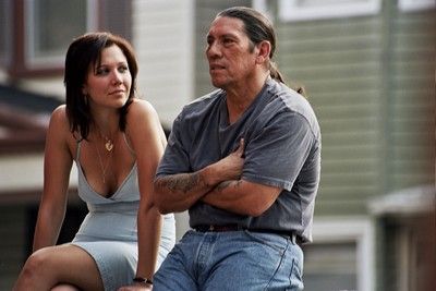 Maggie Gyllenhaalová a Danny Trejo ve filmu Sherrybaby | Foto: IFF KV