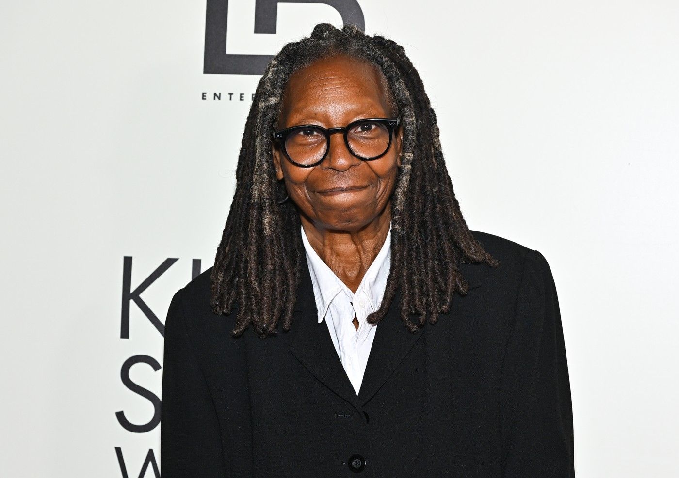 Nejprve líčila zesnulé, pak dostala Oscara. Herečka Whoopi Goldbergová slaví 70 let