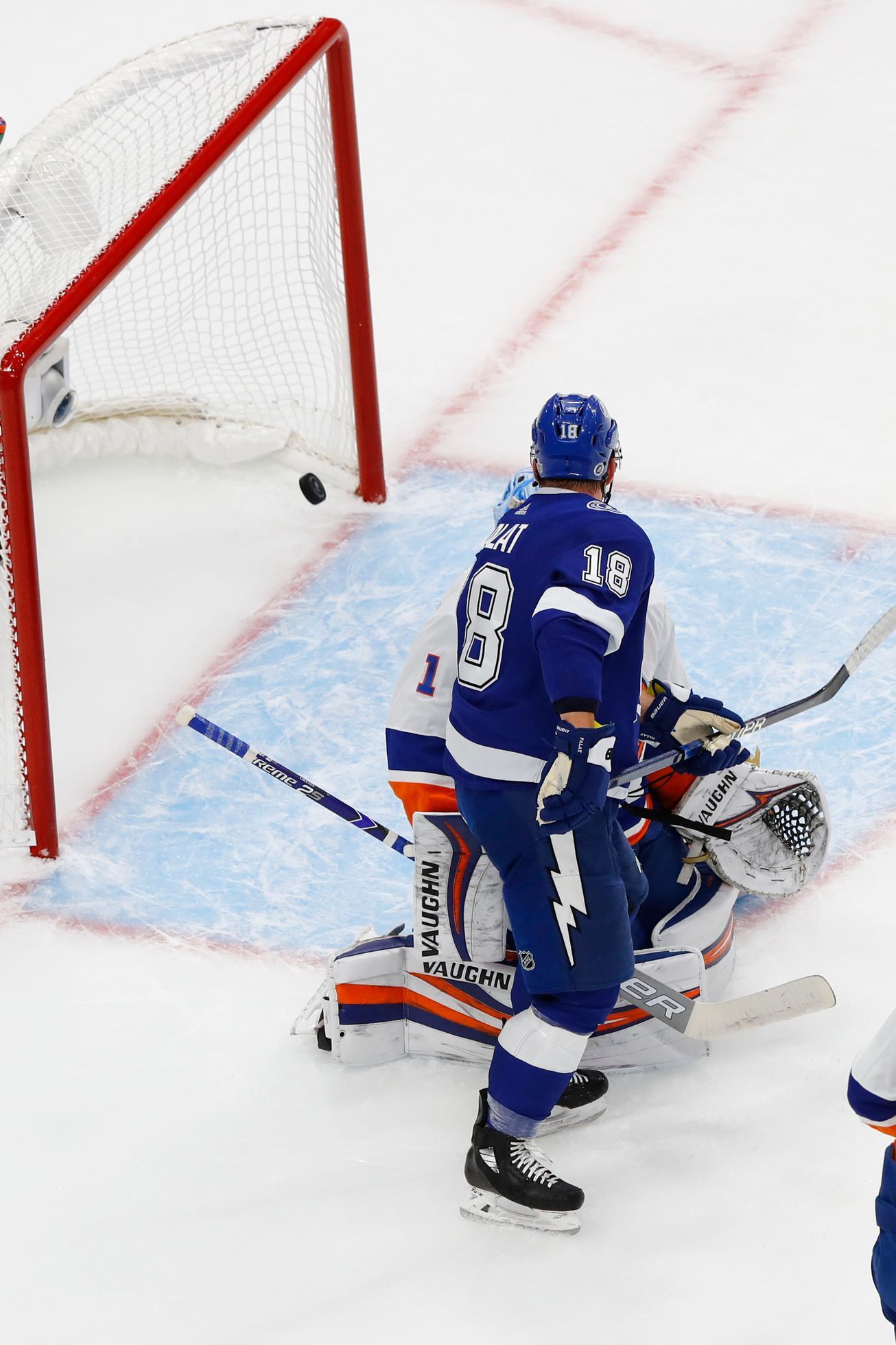 Unstoppable Tampa.  Palát contributed to the cannonade, his team scored eight goals for the Islanders